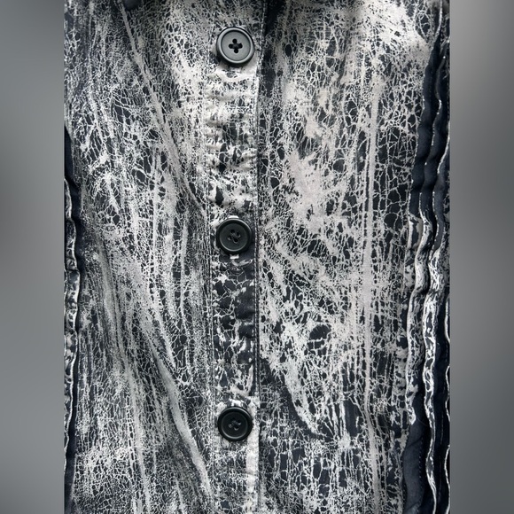 Dress To Kill Abstract Art-to-Wear Blouse | Lagenlook Avant-Garde USA Made - Picture 4 of 8